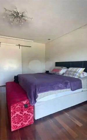 Casa à venda com 780m², 4 quartos e 10 vagas