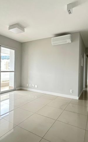 Apartamento para alugar com 75m², 2 quartos e 1 vagaSala 