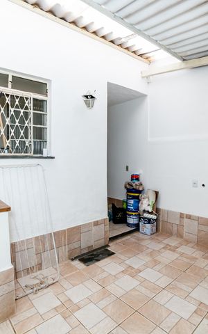 Casa à venda com 70m², 2 quartos e 1 vaga Casa à venda com 70m², 2 quartos e 1 vagaÁrea de Serviço