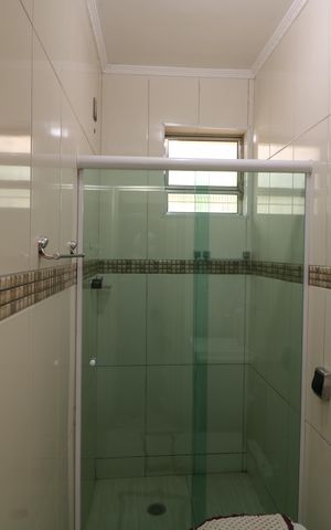 Casa para alugar com 440m², 5 quartos e 4 vagasBanheiro da Suíte