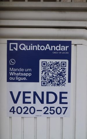 Casa para alugar com 440m², 5 quartos e 4 vagasFachada