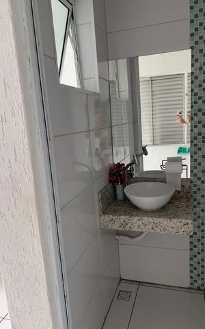 Casa à venda com 327m², 3 quartos e 4 vagasBanheiro