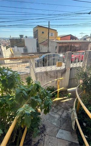 Casa à venda com 205m², 2 quartos e 1 vaga