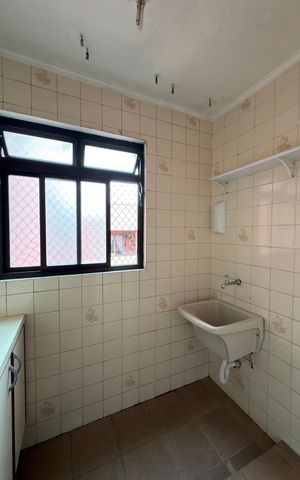 Apartamento para alugar com 70m², 2 quartos e 1 vagaÁrea de Serviço