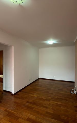 Apartamento para alugar com 70m², 2 quartos e 1 vagaSala 