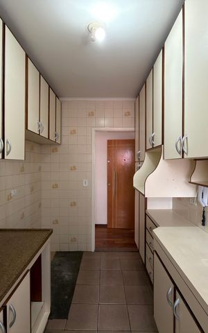 Apartamento para alugar com 70m², 2 quartos e 1 vagaCozinha 