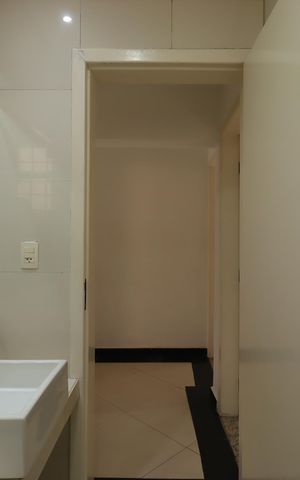 Casa à venda com 300m², 3 quartos e 6 vagasBanheiro Social