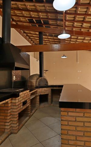 Casa à venda com 300m², 3 quartos e 6 vagasÁrea Gourmet