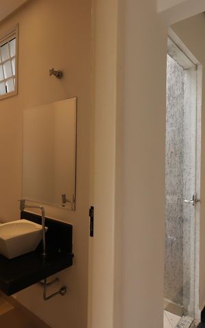 Casa à venda com 300m², 3 quartos e 6 vagasCorredor