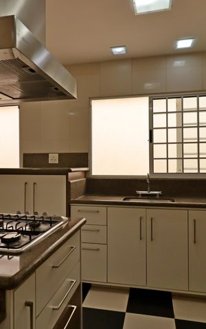 Casa à venda com 300m², 3 quartos e 6 vagasCozinha