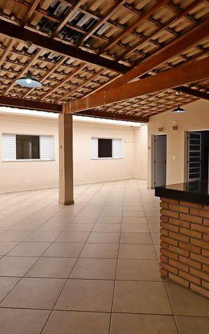 Casa à venda com 300m², 3 quartos e 6 vagasÁrea Gourmet