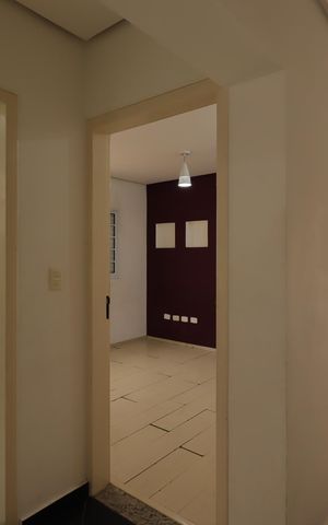 Casa à venda com 300m², 3 quartos e 6 vagasCorredor