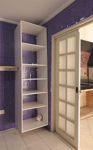 Casa à venda com 300m², 3 quartos e 6 vagasDespensa