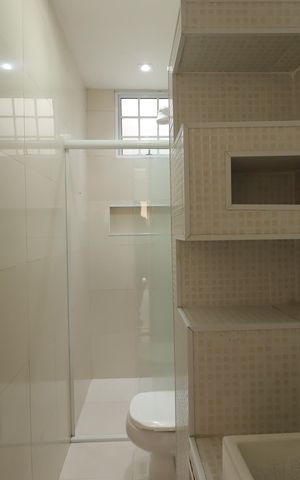 Casa à venda com 300m², 3 quartos e 6 vagasBanheiro da Suíte