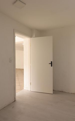 Casa à venda com 300m², 3 quartos e 6 vagasDepósito