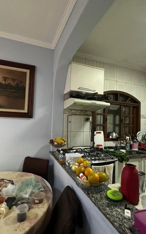 Casa à venda com 50m², 2 quartos e 1 vaga Casa à venda com 50m², 2 quartos e 1 vagaSala