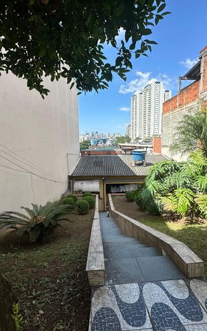 Casa à venda com 50m², 2 quartos e 1 vaga Casa à venda com 50m², 2 quartos e 1 vagaQuintal