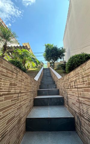 Casa à venda com 50m², 2 quartos e 1 vaga Casa à venda com 50m², 2 quartos e 1 vagaQuintal