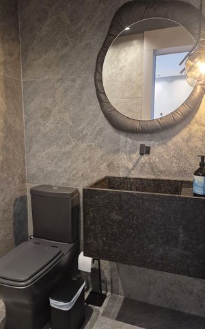 Apartamento à venda com 79m², 2 quartos e 1 vaga Apartamento à venda com 79m², 2 quartos e 1 vagaLavabo