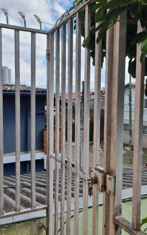 Casa para alugar com 110m², 3 quartos e 2 vagas Casa para alugar com 110m², 3 quartos e 2 vagasVaranda Portão acesso a rua