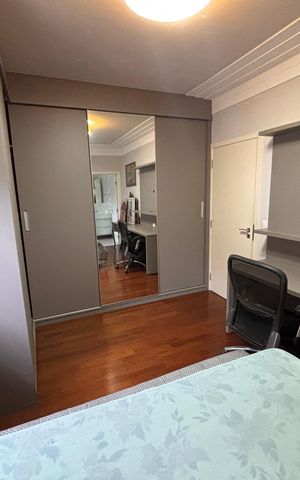 Casa à venda com 277m², 4 quartos e 4 vagas Casa à venda com 277m², 4 quartos e 4 vagasSuite 2
