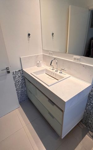 Casa à venda com 277m², 4 quartos e 4 vagas Casa à venda com 277m², 4 quartos e 4 vagasBanheiro Suite 2