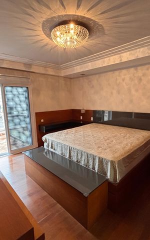 Casa à venda com 277m², 4 quartos e 4 vagas Casa à venda com 277m², 4 quartos e 4 vagasSuite 1
