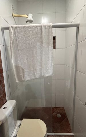 Casa à venda com 277m², 4 quartos e 4 vagas Casa à venda com 277m², 4 quartos e 4 vagasBanheiro churrasqueira