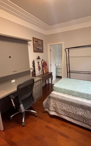 Casa à venda com 277m², 4 quartos e 4 vagas Casa à venda com 277m², 4 quartos e 4 vagasSuite 2
