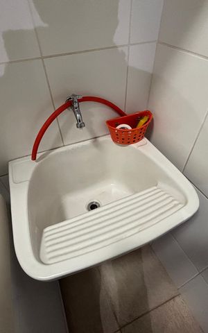 Casa à venda com 277m², 4 quartos e 4 vagas Casa à venda com 277m², 4 quartos e 4 vagasÁrea de serviço
