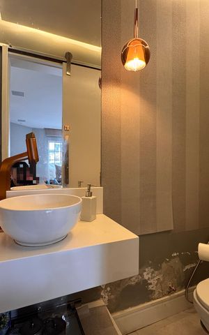 Casa de condomínio para alugar com 175m², 4 quartos e 2 vagas Casa de condomínio para alugar com 175m², 4 quartos e 2 vagasLavabo