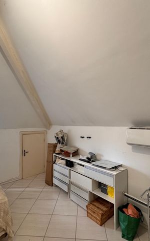 Casa de condomínio para alugar com 175m², 4 quartos e 2 vagas Casa de condomínio para alugar com 175m², 4 quartos e 2 vagasSótão