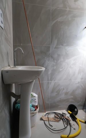 Casa para alugar com 80m², 2 quartos e 1 vaga Casa para alugar com 80m², 2 quartos e 1 vagaBanheiro