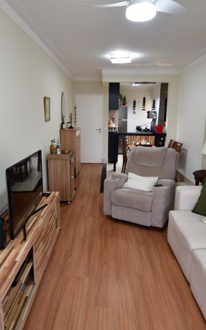 Apartamento à venda com 73m², 2 quartos e 1 vagaSala