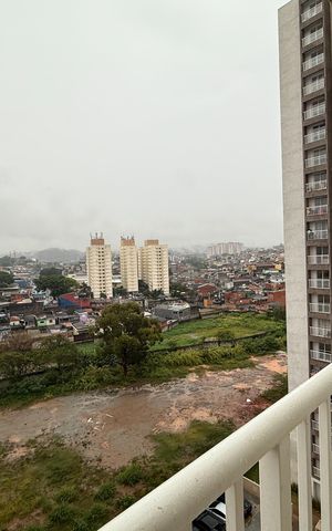 Apartamento para alugar com 37m², 2 quartos e 1 vaga Apartamento para alugar com 37m², 2 quartos e 1 vagaVaranda