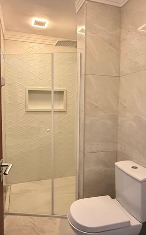 Apartamento para alugar com 145m², 3 quartos e 1 vaga Apartamento para alugar com 145m², 3 quartos e 1 vagaBanheiro Social