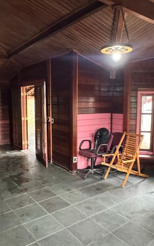 Casa de condomínio para alugar com 250m², 3 quartos e 8 vagasSala 1
