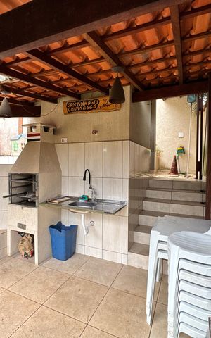 Casa de condomínio para alugar com 250m², 3 quartos e 8 vagaschurrasqueira 
