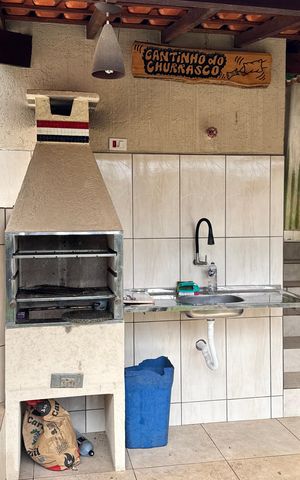 Casa de condomínio para alugar com 250m², 3 quartos e 8 vagaschurrasqueira 
