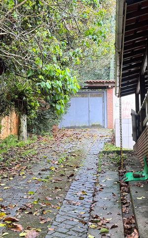 Casa de condomínio para alugar com 250m², 3 quartos e 8 vagasÁrea externa