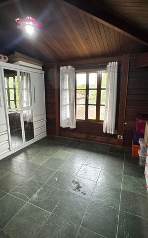 Casa de condomínio para alugar com 250m², 3 quartos e 8 vagasQuarto 3 - Armários