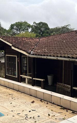Casa de condomínio para alugar com 250m², 3 quartos e 8 vagasÁrea externa