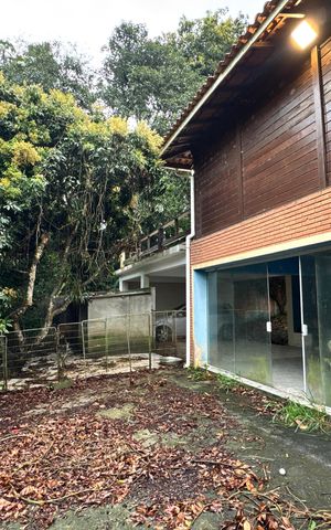 Casa de condomínio para alugar com 250m², 3 quartos e 8 vagasÁrea externa