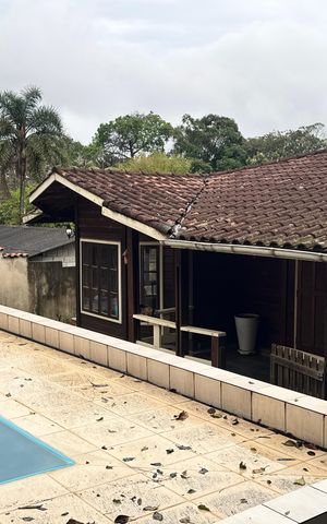 Casa de condomínio para alugar com 250m², 3 quartos e 8 vagasÁrea externa
