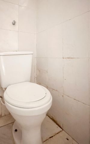 Casa para alugar com 153m², 3 quartos e 2 vagas Casa para alugar com 153m², 3 quartos e 2 vagasBanheiro de serviço
