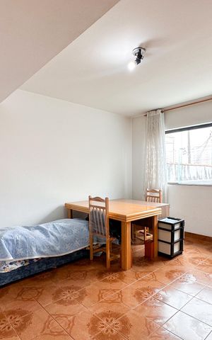 Casa para alugar com 153m², 3 quartos e 2 vagas Casa para alugar com 153m², 3 quartos e 2 vagasSala