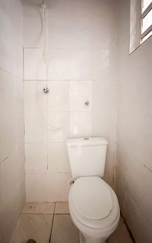 Casa para alugar com 153m², 3 quartos e 2 vagas Casa para alugar com 153m², 3 quartos e 2 vagasBanheiro de serviço