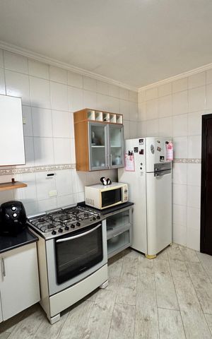 Casa de condomínio para alugar com 300m², 4 quartos e 2 vagas Casa de condomínio para alugar com 300m², 4 quartos e 2 vagasCozinha