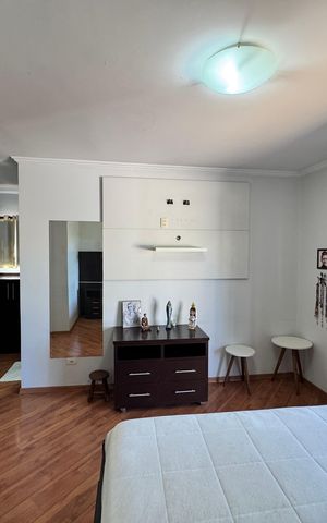 Casa de condomínio para alugar com 300m², 4 quartos e 2 vagas Casa de condomínio para alugar com 300m², 4 quartos e 2 vagasSuíte 1