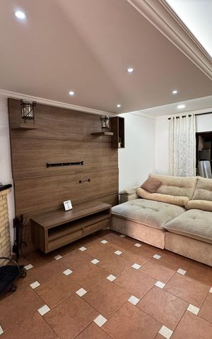 Casa de condomínio para alugar com 300m², 4 quartos e 2 vagas Casa de condomínio para alugar com 300m², 4 quartos e 2 vagasSala